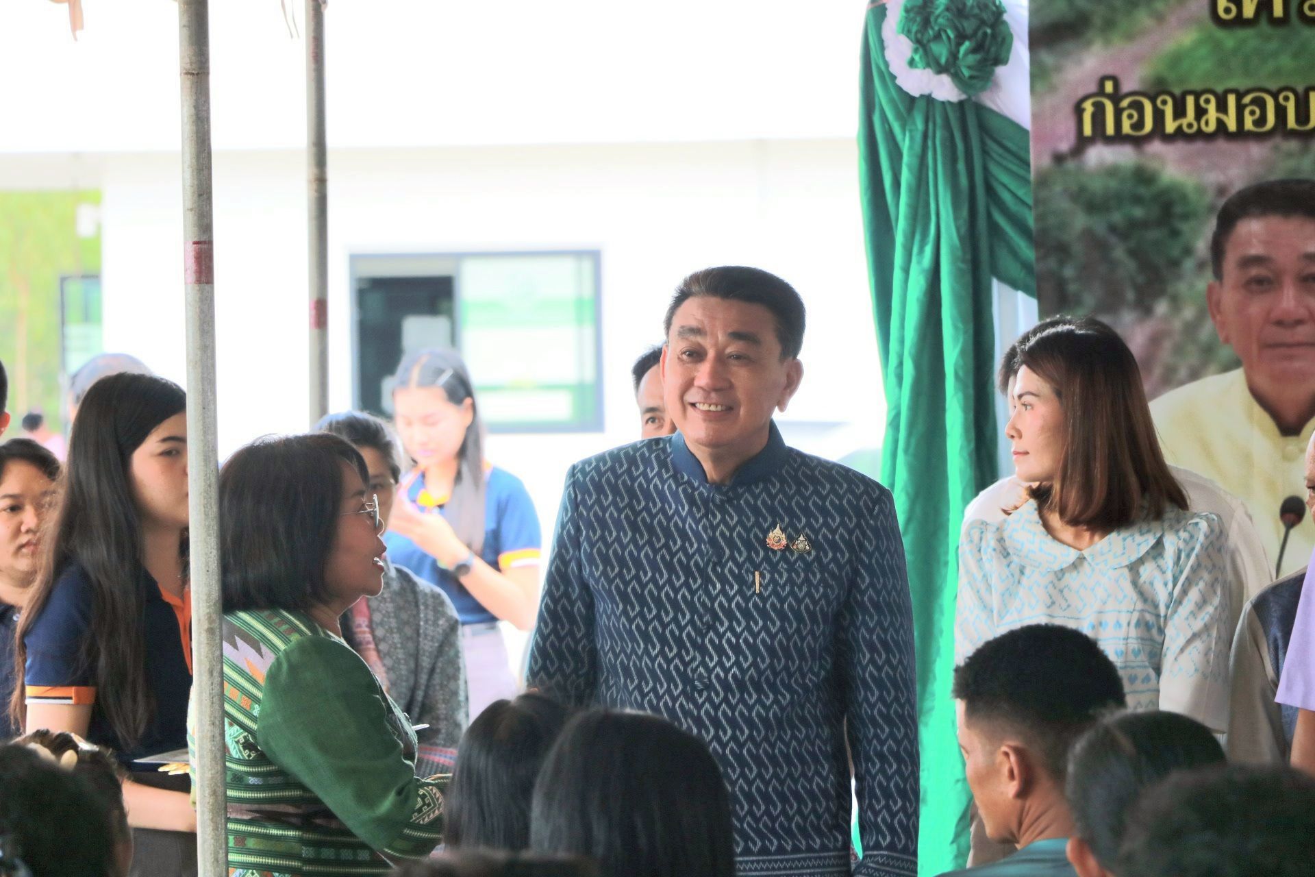 title - โครงการให้ความรู้ ความเข้าใจและหน้าที่ของเกษตรกรก่อนมอบหนังสืออนุญาตให้เข้าทำประโยชน์  ในเขตปฏิรูปที่ดิน (ส.ป.ก.4-01) และโฉนดเพื่อการเกษตร